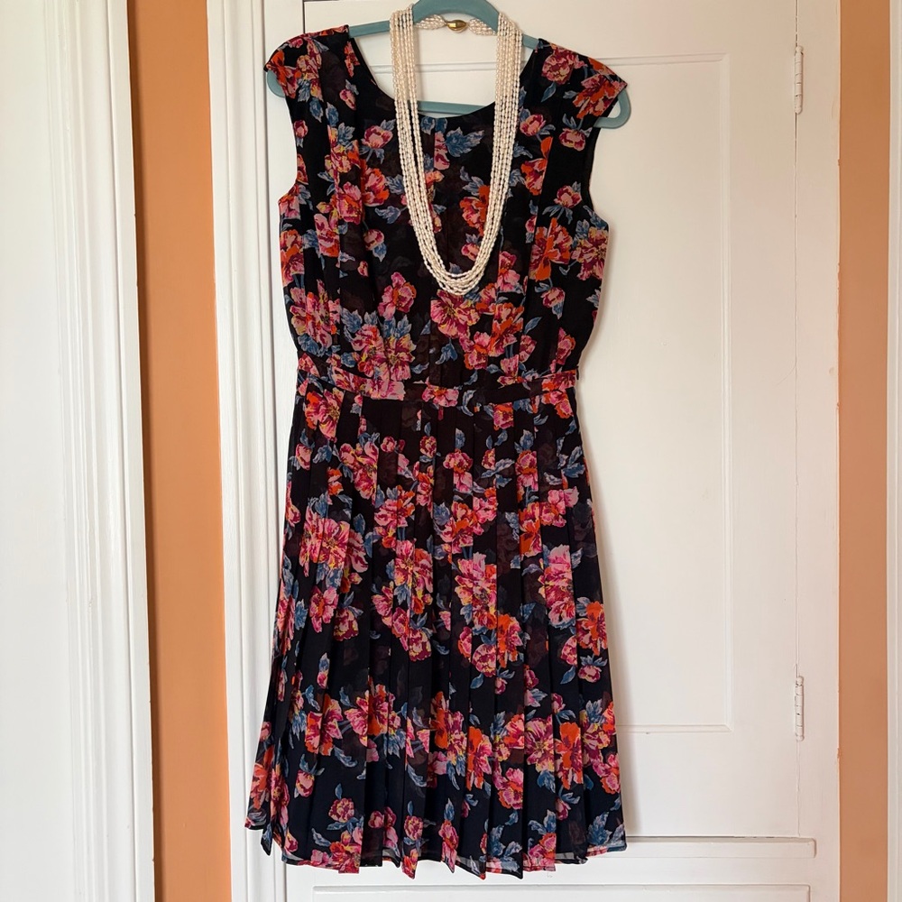 Halogen Floral Pleated Black Dress